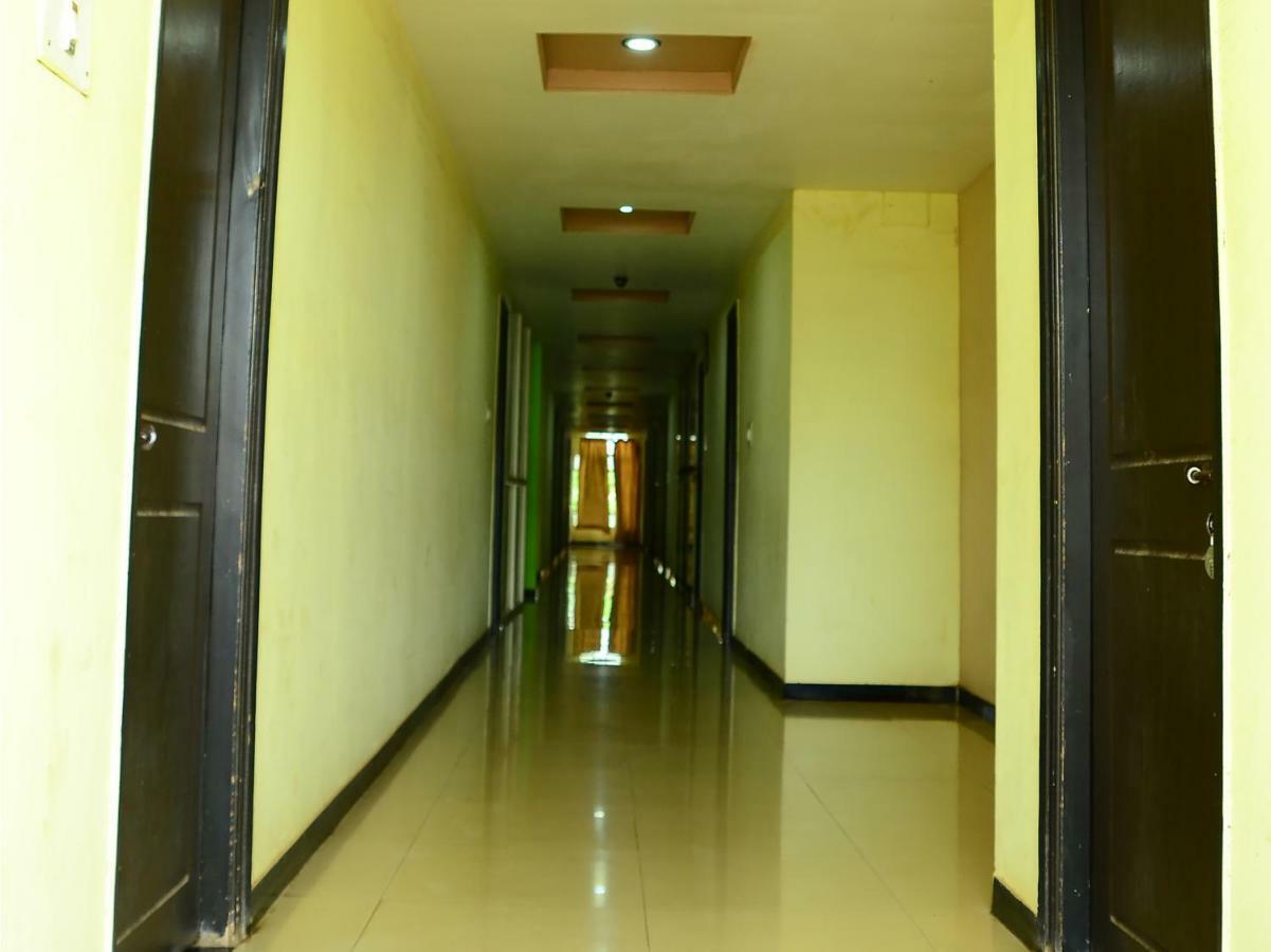 Spot On 43712 Bilwa Residency Hotel Hospet Exterior foto