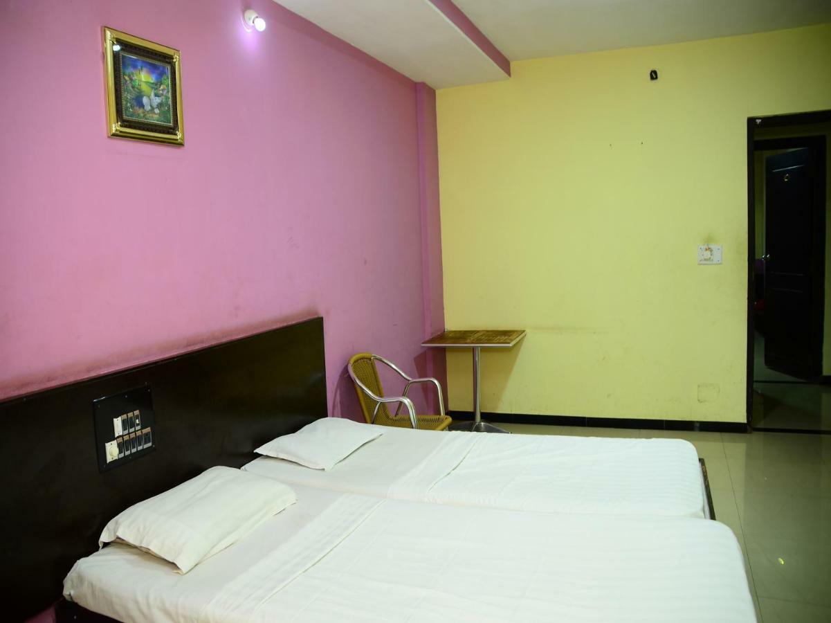 Spot On 43712 Bilwa Residency Hotel Hospet Exterior foto